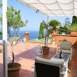 https://villa-athena-taormina.taorminaitalyhotels.com